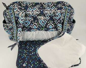 VERA BRADLEY DIAPER Bag Huge 20w X 13h X 8d katalina Showers Retired  Pattern Baby Changing Pad Strap Wipe Clean Inside 9 Pockets Gift 