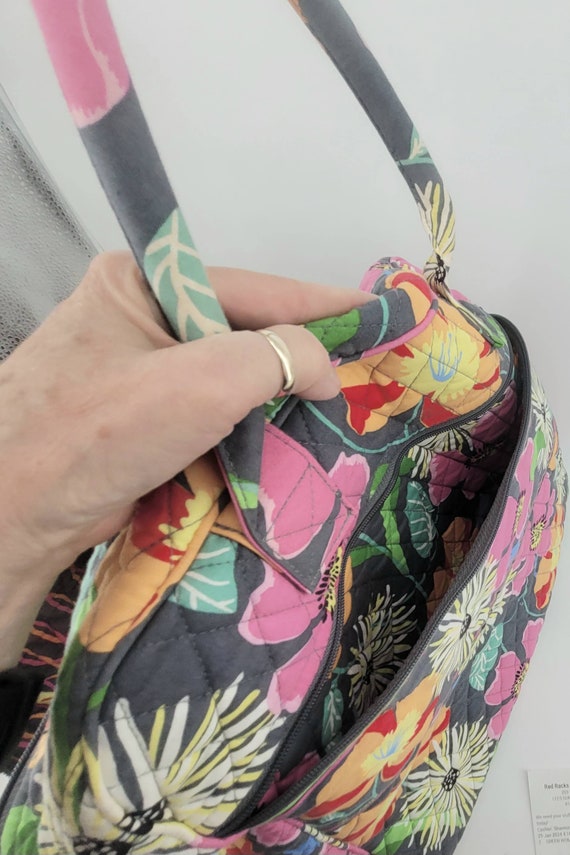 Vera Bradley Jazzy Blooms Large Backpack Retired Vintage Luggage Strap Vera Bradley Jazzy Blooms Large Shoulder Bag Purse Retired  main image 3