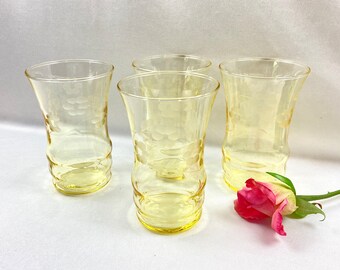 Vintage Yellow Depression Glass Drinking Glass Etched Daisies - Set of 4