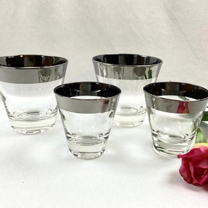 Vintage Dorothy Thorpe Style Cocktail Glasses On the Rocks Whiskey - set of 4