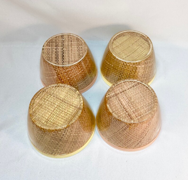 set of 4 Vintage Raffiaware MCM Insulated Thermal Bowls