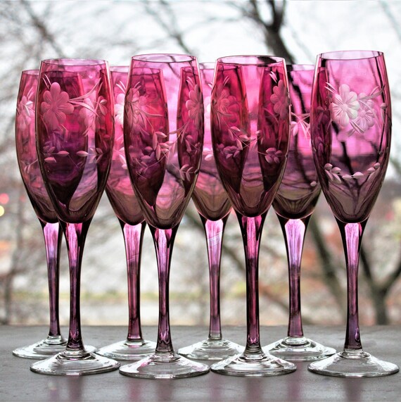 4 Iridescent Champagne Flutes 2 Pink With Yellow Stem and 2 Blue With Pink  Stem