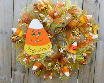 Candy Corn Wreath, Halloween Wreath, Trick or Treat Wreath, Yellow & Orange Wreath, Fall Wreath, Autumn Wreath, Front Door Wreath