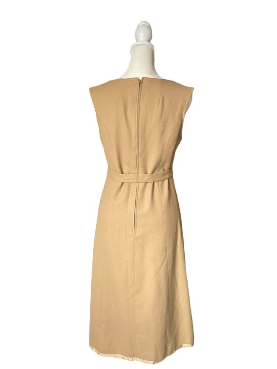 70s tan sheath belted dress | vintage tan paneled… - image 7