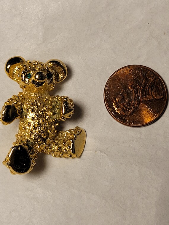Vintage Gold Metal Teddy Bear Brooch with Green E… - image 3