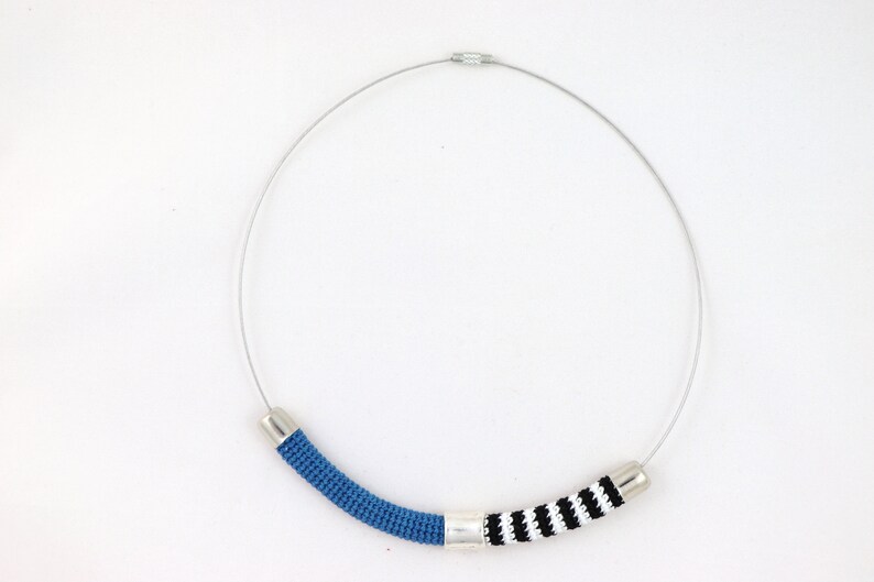 Buis Stripe Choker design necklace with blue cotton decoration