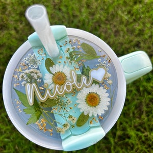 Stanley Topper - 40 Unzen / 30 Unzen / 20 Unzen - Gepresste Blumen mit Grün und Gold- oder Silberakzenten - Klares Namensschild - ** BESCHREIBUNG LESEN **