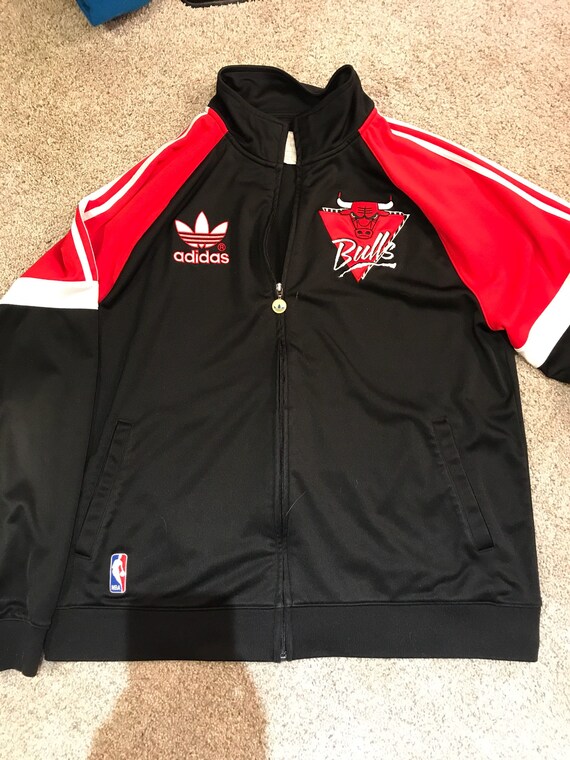 adidas chicago bulls jacket