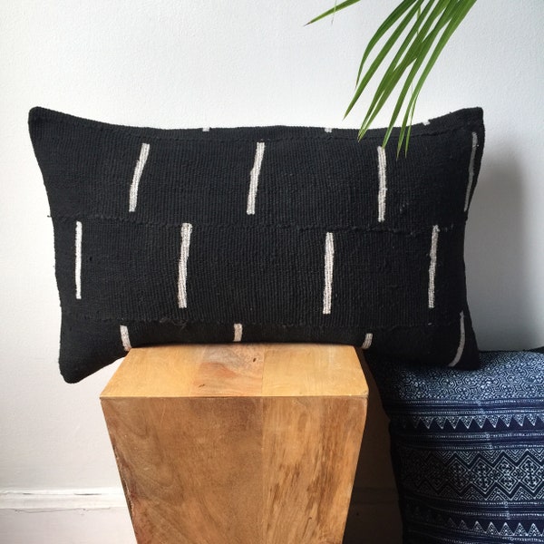 DOUBLE SIDED with Insert - Black with White Dashed Lines - Dash Line African Mudcloth Pillow ( Insert Included)  - Two Side - 2 Sides