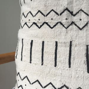 Amazing African Mudcloth Hand Stitched White & Black or Shibori Indigo Pillow Cover 16x16 20x20 25x25 16x26 also available image 4