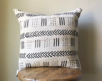 Dashed Line and Arrow African Mudcloth Black & White Pillow Cover -  Custom Sizes Available