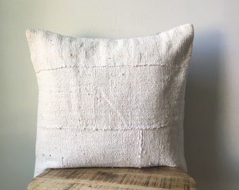 Housse de coussin en tissu de boue blanc uni - Plus de tailles dans la liste...