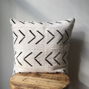 Large Arrow Print African Mudcloth Hand Stitched Black & White Pillow Cover - 16", 18", 20", 25" 16" x 26" -  Custom Sizes Available