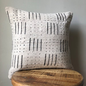 Dashed Line and Dots African Mudcloth Hand Stitched Black & White Pillow Cover 16, 18, 20, 25 16 x 26 Custom Sizes Available image 2