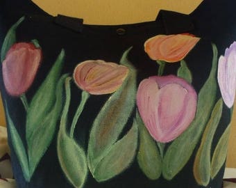 Cotton bag handpainted with tulips