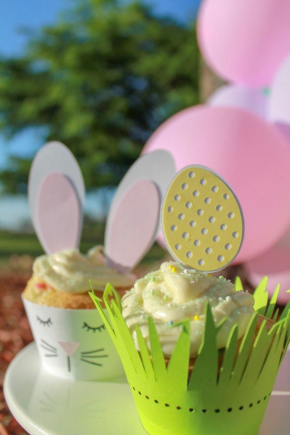 Grass Cupcake Wrapper / Farm Theme Party / Soccer Theme Party / Bunny Theme Party / Jungle Cupcake Wrapper / Easter Grass Wrapper Il_570xn