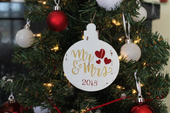 MR and MRS Personalized Ornament, bauble, wooden ornament, Christmas Personalized Gift, Personalized Ornament, Wood Ornament Il_570xn