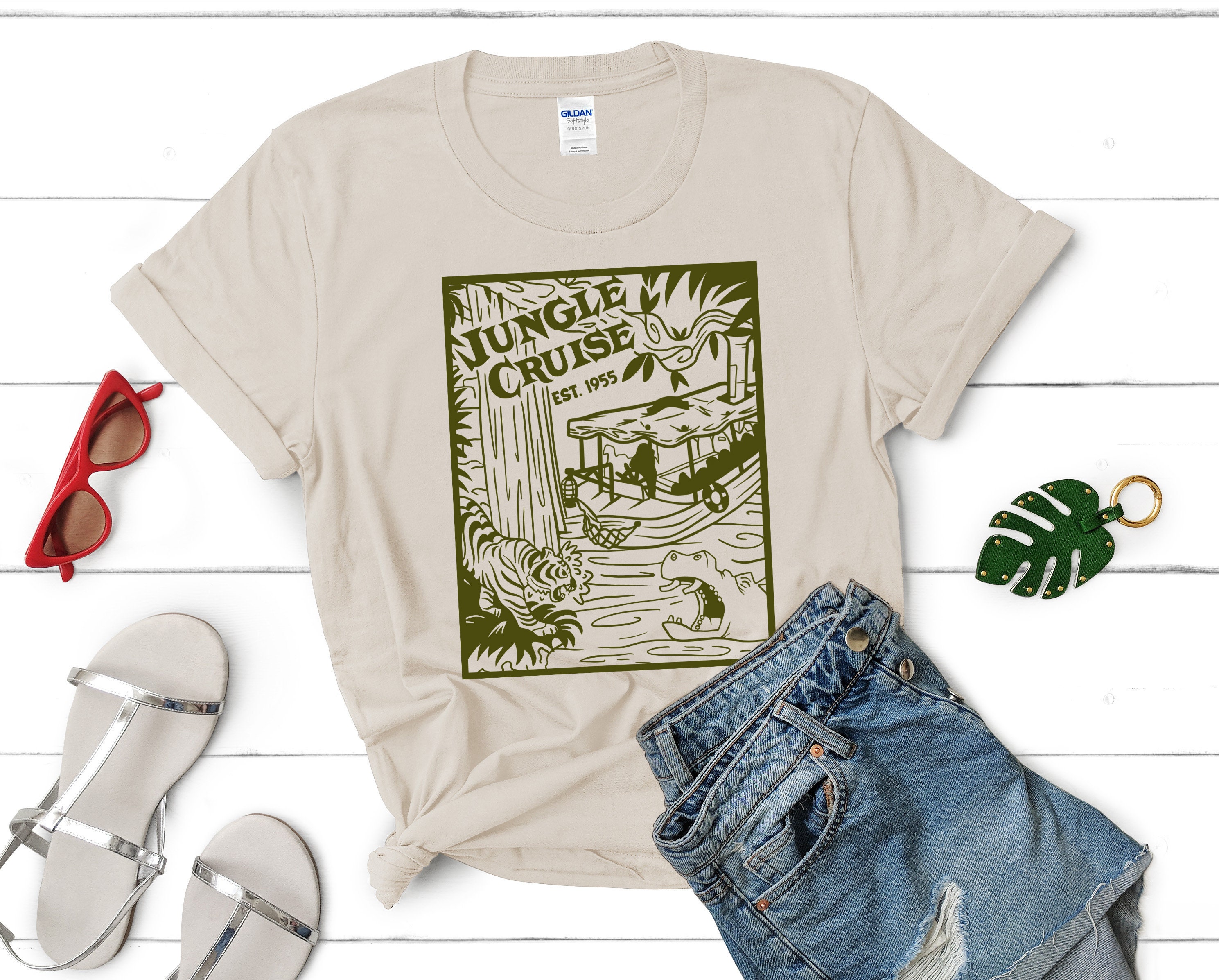 Jungle Cruise Attraction Vintage Inspired Graphic T-Shirt | Etsy