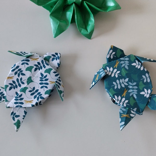 Set of 2 handmade origami green patterned sea turtles / handmade eco friendly gift / party favours / gift toppers