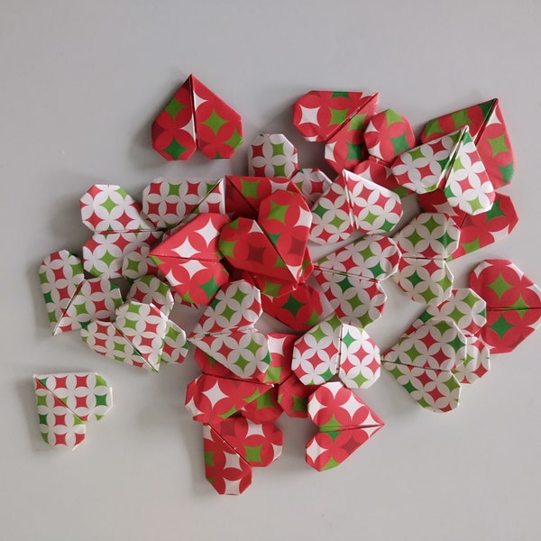 Set of 32 handmade festive origami 2.5 cm little hearts / party favours / gift toppers / card decorations