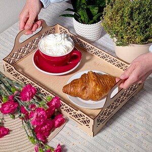 Lasergesneden bestand op lade – SVG-portieontwerp met optioneel inzetstuk voor eierhouder