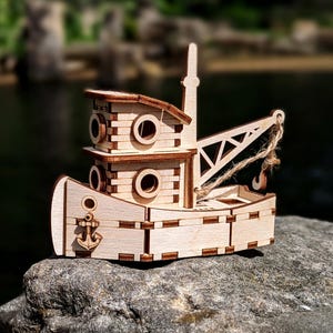 Barco de pesca - Archivo para corte láser, plano vectorial del barco para máquinas de corte con instrucciones de montaje.