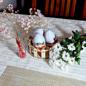 Laser cut design of Easter Egg Holder