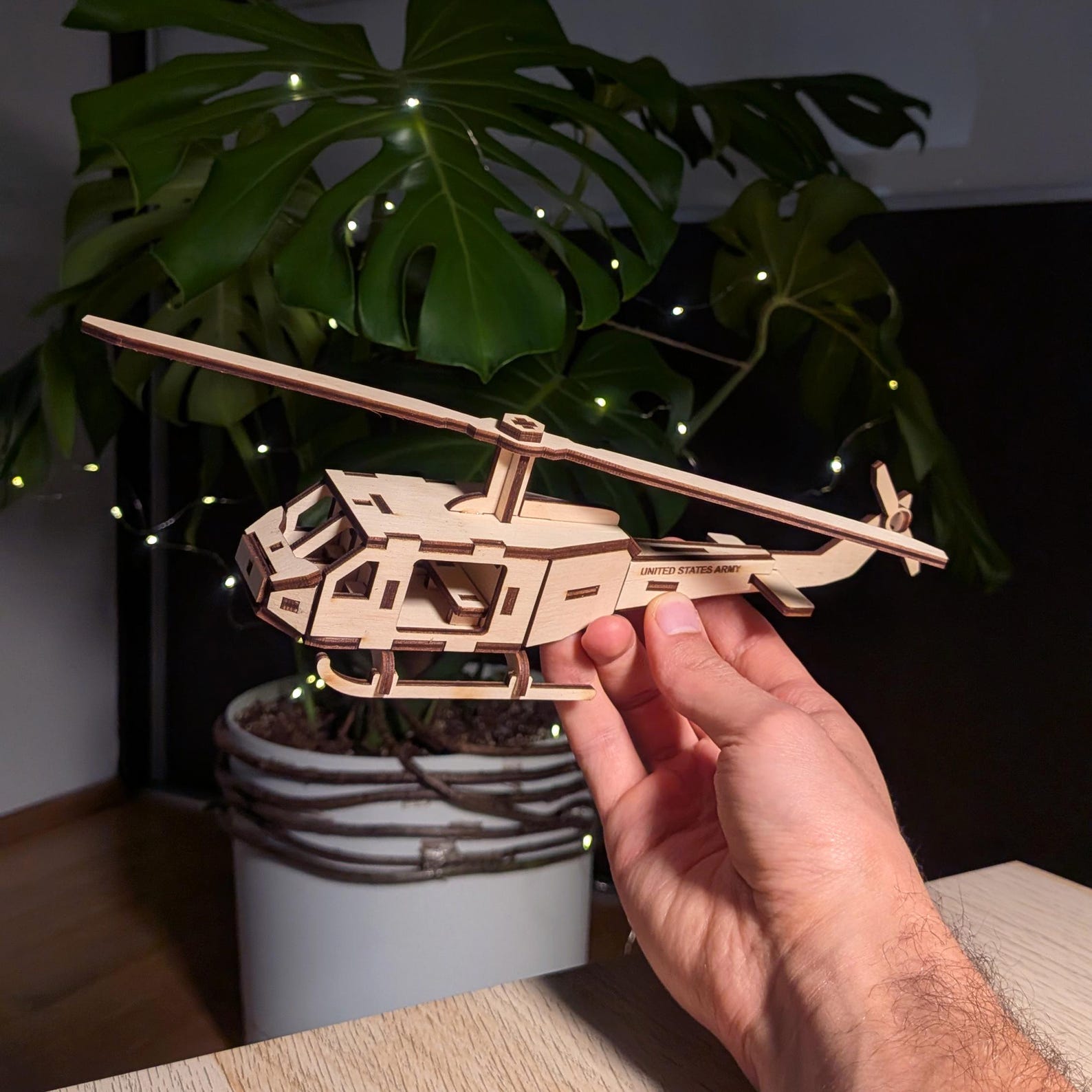 Hélicoptère Solaire En Bois – Kit 3D à Assembler, 18x9x7 Cm, éducatif, énergie Solaire