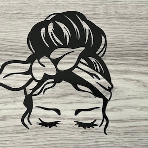 Naklejka winylowa Messy Bun Girl/Lady