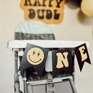 Therwen One Happy Dude High Chair Banner Lightning Smile Face