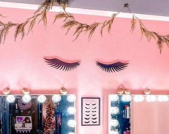 Lash Room Decor