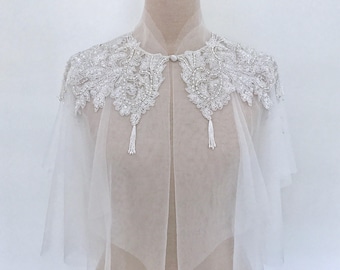 Beaded tulle bridal cape Wedding capelet Vintage wedding cape Off white collar cape Bridal cover up Bridal capelet Wedding poncho