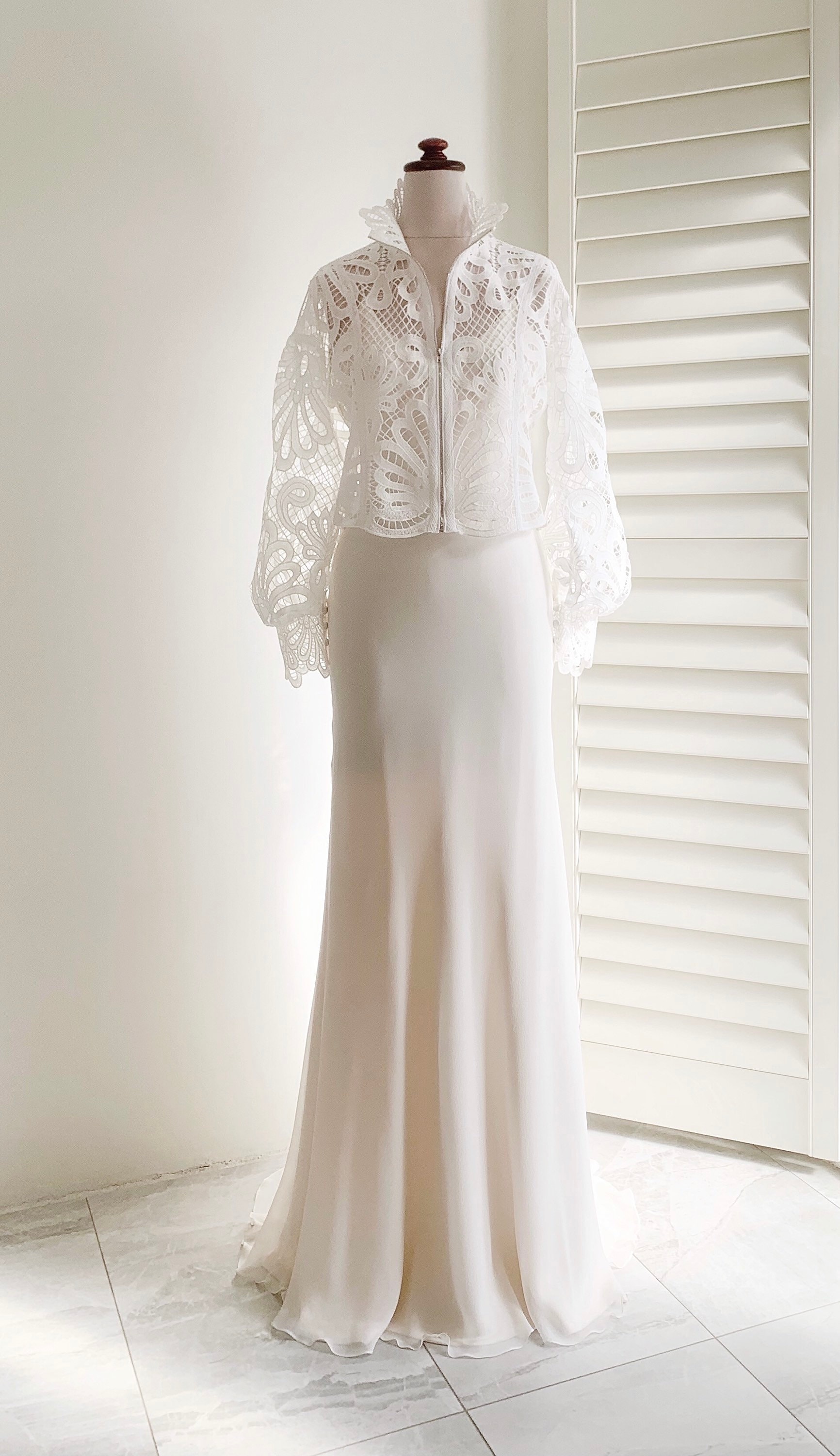 美品 Eaphi slit button flare bolero jacket Bridal Zipped Eyelet Lace Jacket Boho Wedding Bolero - Etsy