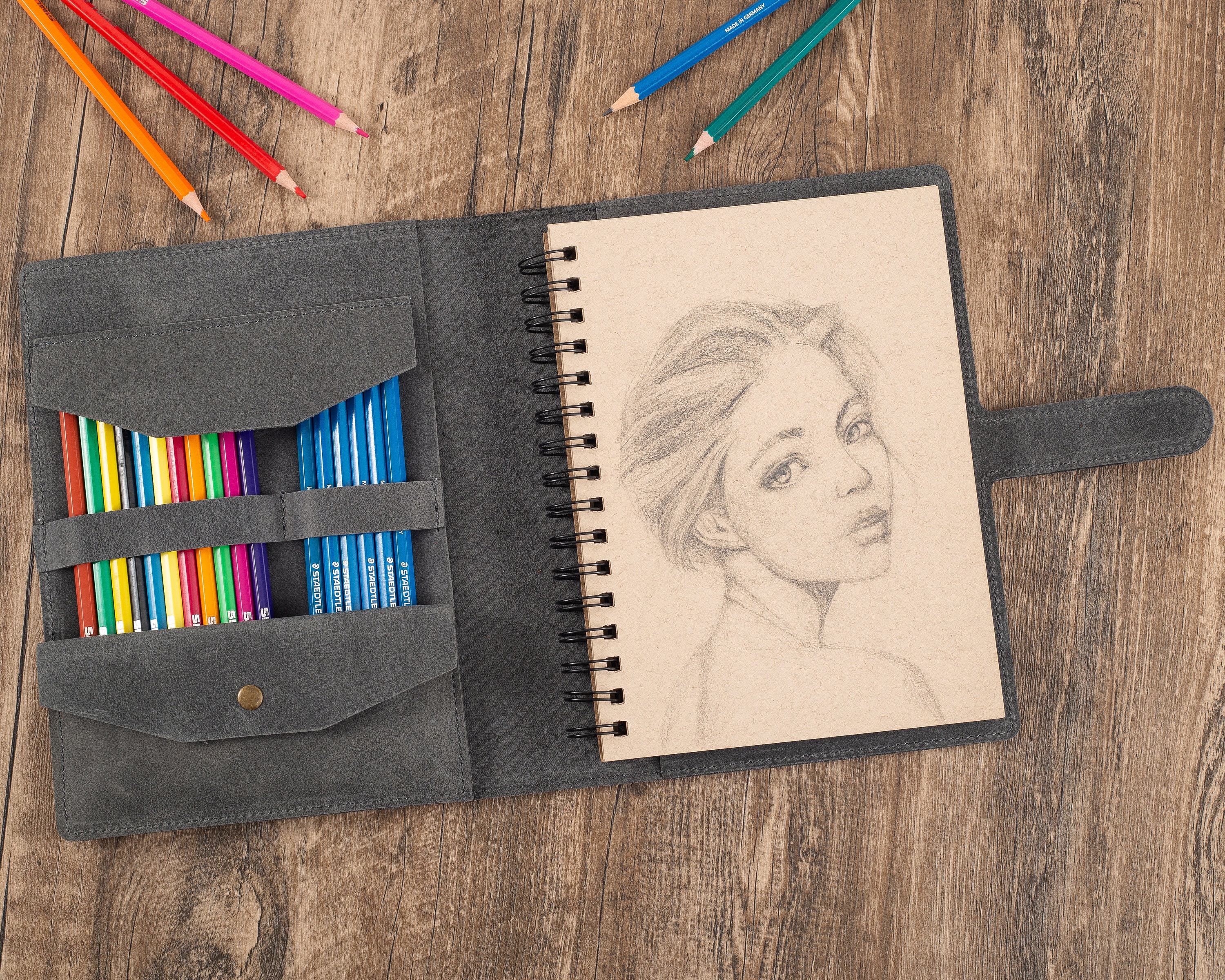 Personalized Sketchbook Case With Sketch Pad A5150x200mm and