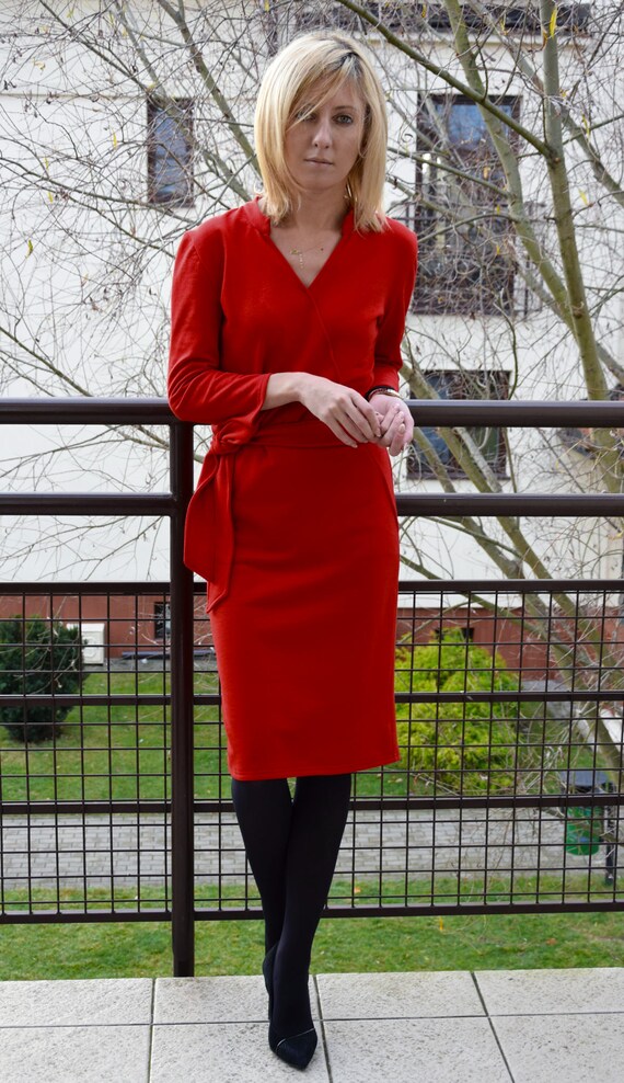 RAIA Elegant Cotton Dress With Belt 