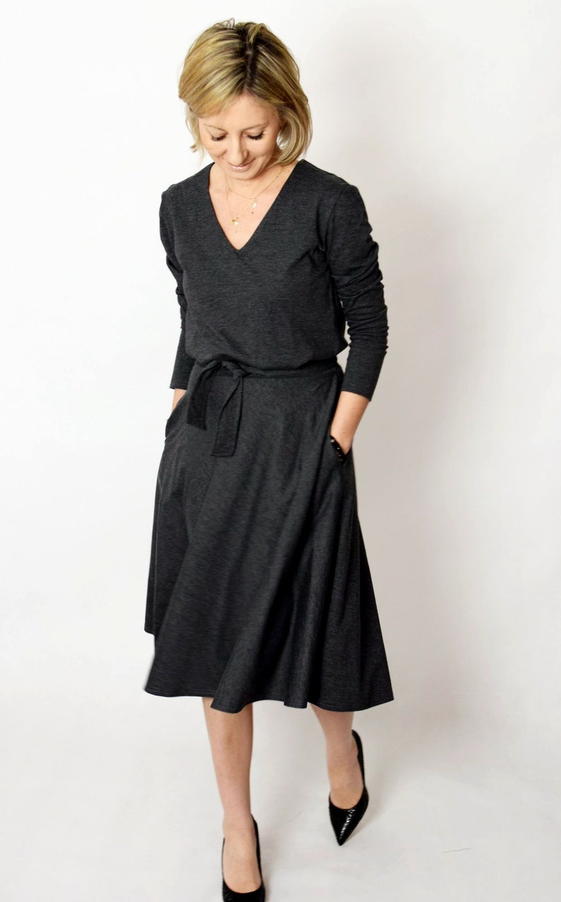 JENNIFER Midikleid aus Baumwolle mit V-Ausschnitt / Ausgestelltes Baumwollkleid / Partykleid / 100% Baumwolle / Vintage Kleid / Kleid für die Arbeit / lockeres Kleid Graphite
