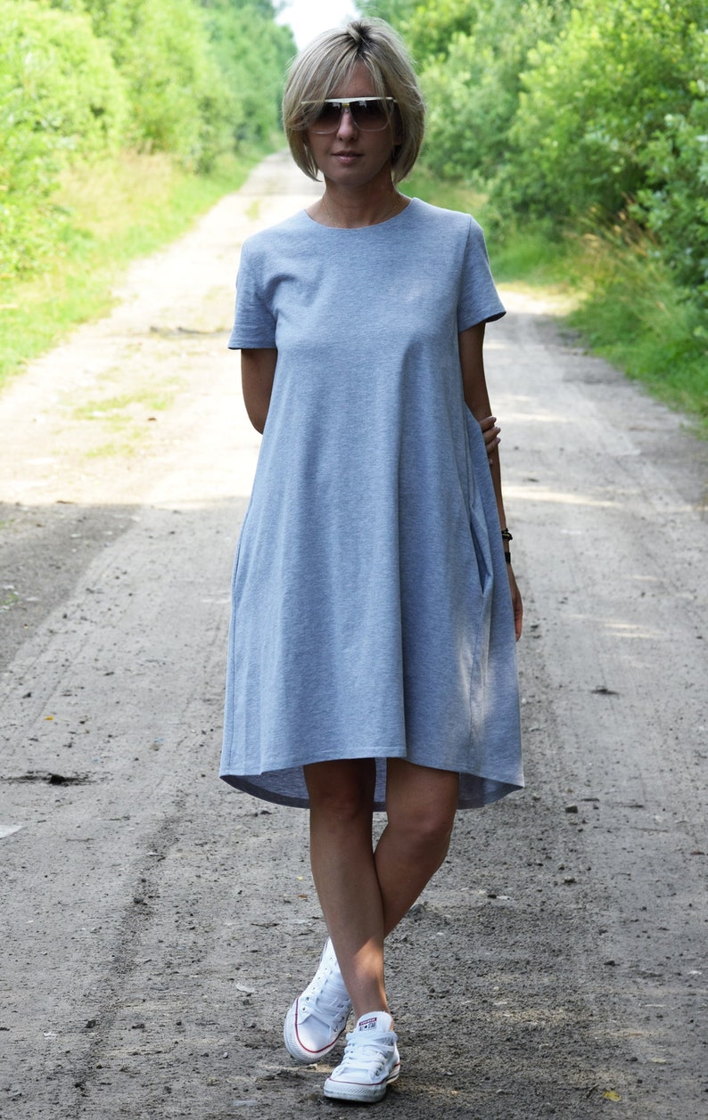 TESSA Aförmiges Kleid mit kurzen Ärmeln / Kleid aus 100% Baumwolle / handgemacht / lockeres Kleid / Taschen / lockere Größe Grau