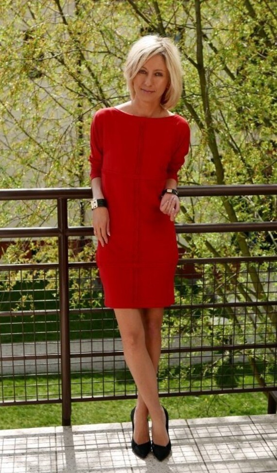 casual red mini dress