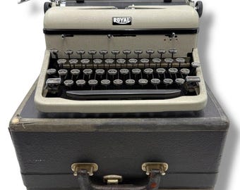 Vintage Royal Arrow Portable Typewriter With Case - Etsy