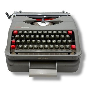 Empire Aristocrat Typewriter