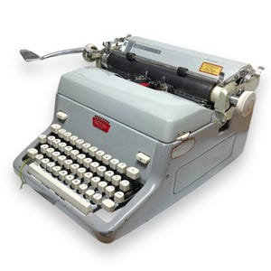Royal FP Desktop Typewriter