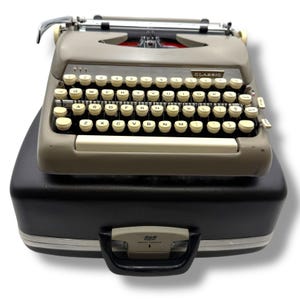 Smith-Corona Classic Typewriter