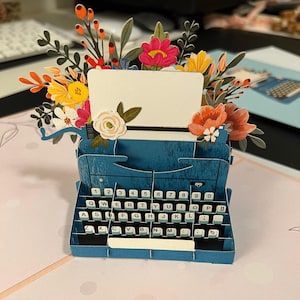 Machine à écrire pop-up 3D et carte de fleurs - (rose ou bleu)