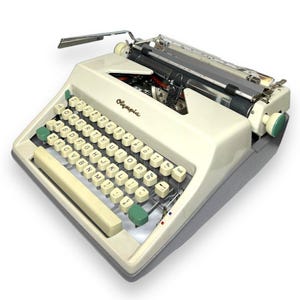 Olympia SM8 (kursiv) skrivmaskin