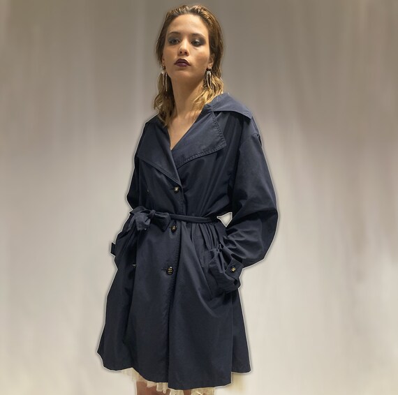 CHANEL 1980 vintage navy blue trench - image 1