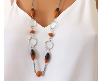 Sautoir moderne et original pour femme, collier long en perles artisanales, un cadeau idéal pour les fêtes