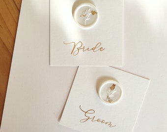 Wax Seal Place Cards | White and Gold Place Names | Neutral Wedding Place Cards | Gold Handwritten Calligraphy Placenames