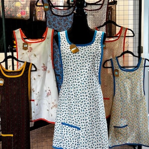 Vintage Style Over-the-Shoulder Apron: Adjustable Retro Fabric