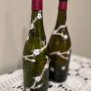 Pink floral vines hand-painted on wine bottles, set of 2, light up fairy lights included, fairy lighted bottles, pink flowers on bottle
