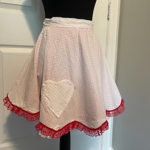Apron, Waist tie wrap handmade adjustable aprons with matching pocket, retro style apron, Valentines Day heart apron, retro sweetheart apron